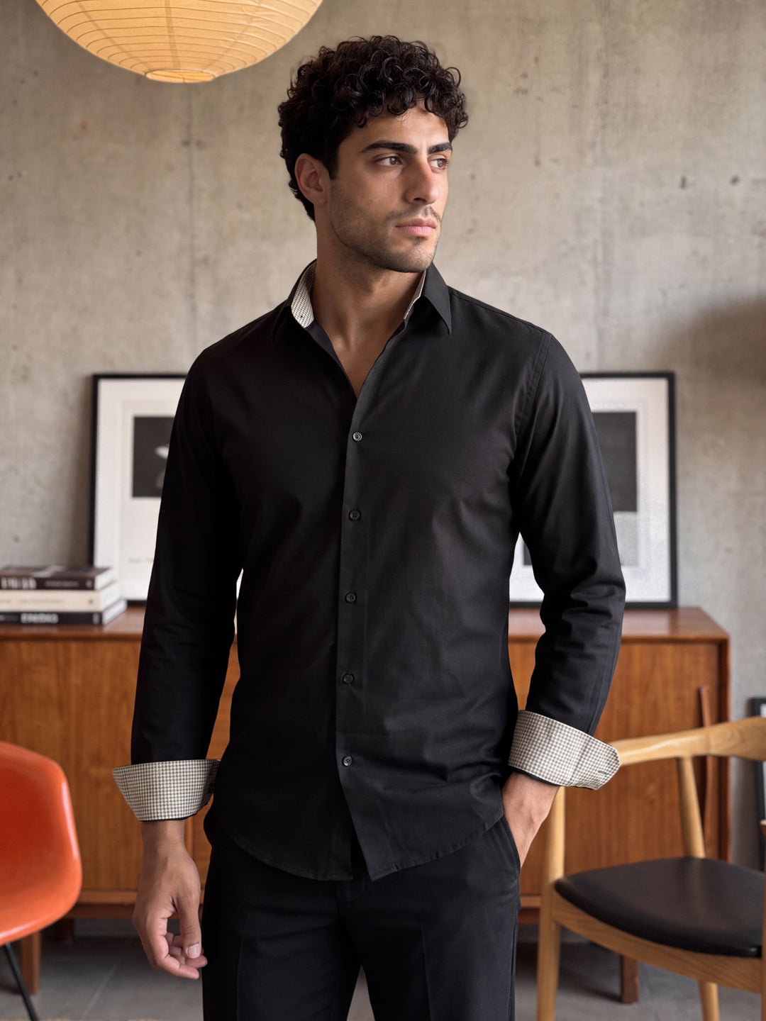 Black hounds shirt
