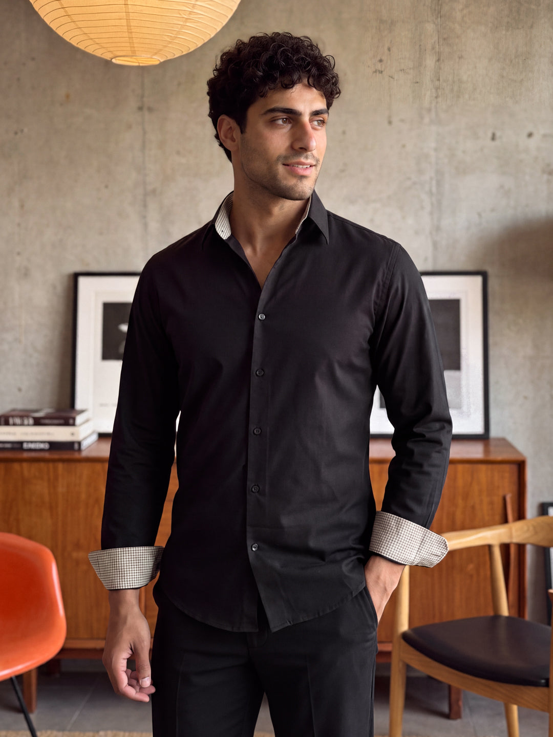 Black hounds shirt
